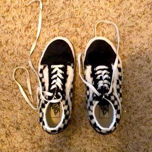 Fuzzy checkered vans size 7